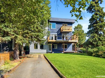 325 E 11th Ave
