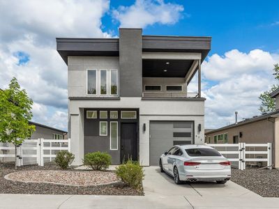 672 Altitude Way