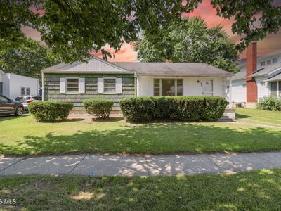 406 Huron St