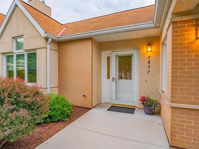 7837 Courtyard Drive