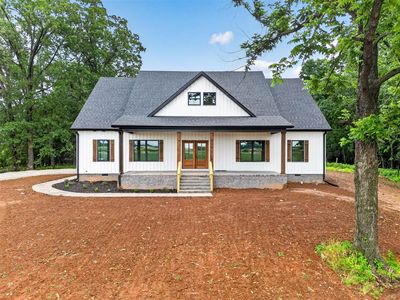2228 Lawrence Rd
