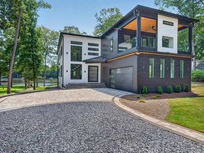 254 Loch Way