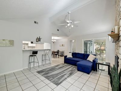 275 Mooring Cir APT B