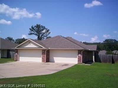 2520 Dora Rd