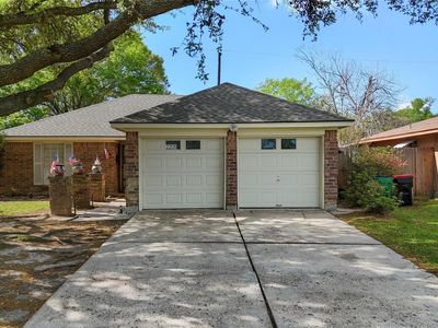 2205 Buchanan Dr