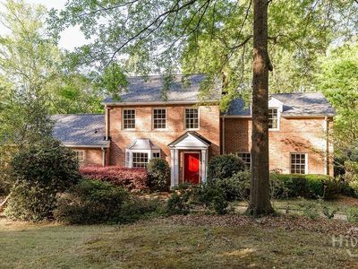 480 west lake Drive