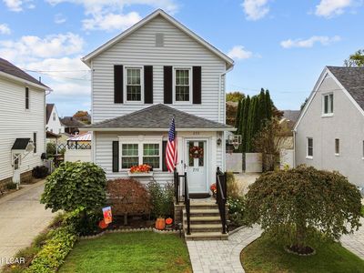 253 Sullivan St