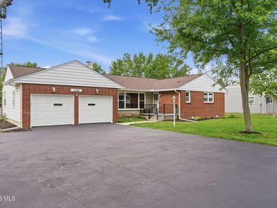 Property at 1385 Flechtner Dr, Fostoria, OH