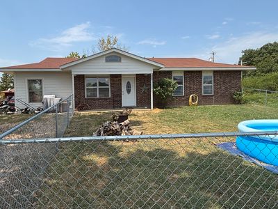 2005 W Cedar St