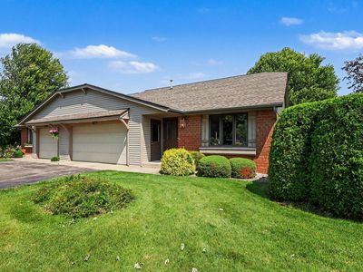 217 Parkside Dr