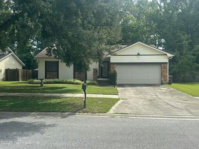 8613 BEECHFERN Lane E