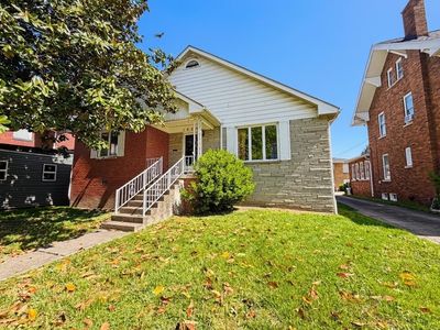 1605 Lexington Ave
