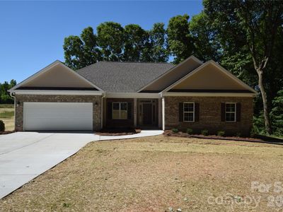 3004 Buffet Ln
