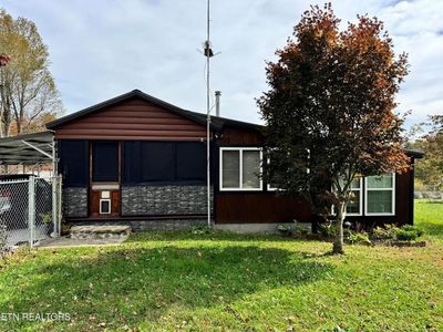 28 Cottage St