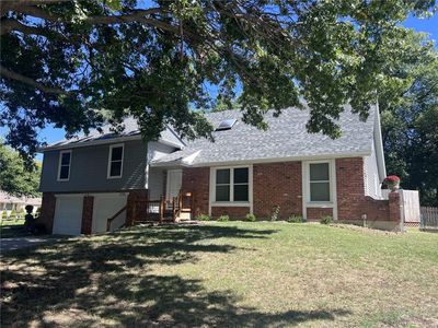 Property at 5755 Richards Cir, Shawnee, KS