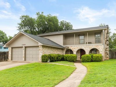 1303 Creekview Dr