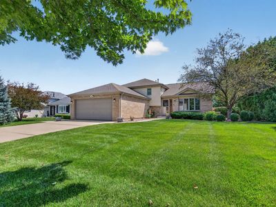Property at 2730 Kingsway Ave, New Lenox, IL