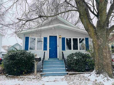 Property at 821 W 6th Ave, Oshkosh, WI