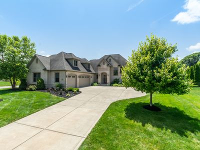 2350 Waterside Cir