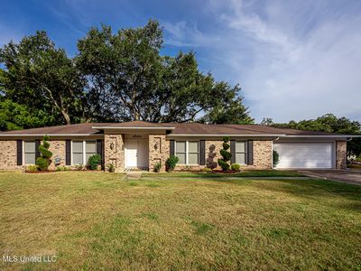 13017 Hanover Dr