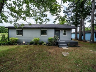402 Lake St