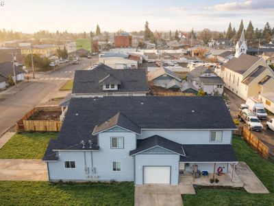 301 S 1st St