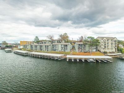 120 Catalina Cir APT 8C