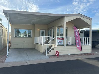 233 N Val Vista Dr #240