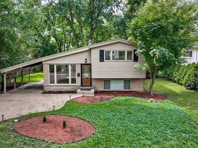Property at 840 Fair Ln, Northbrook, IL