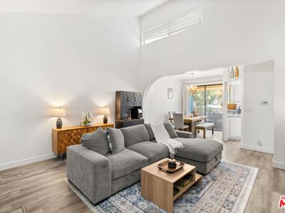 7211 Cozycroft Ave Unit 50