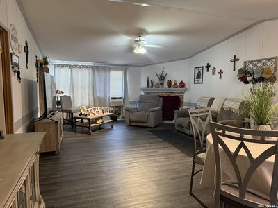 Property at 276 County Road 7710, Devine, TX