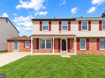 8804 East Grv