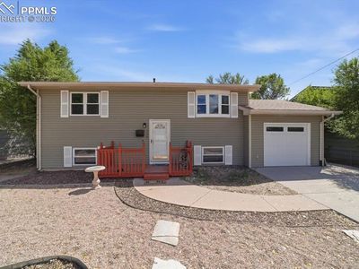 338 Iris Dr