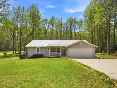305 Wildwood Rd