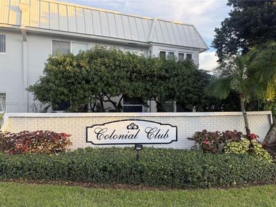 7 Colonial Club Dr APT 302