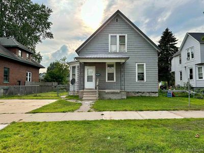Property at 514-516 S 15th St, Escanaba, MI