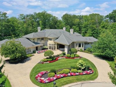 735 Hardwick Dr