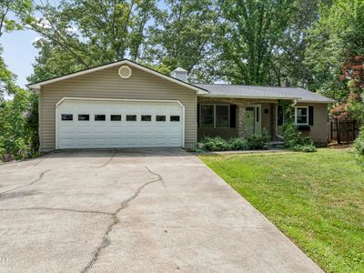 236 Lakeshore Cir