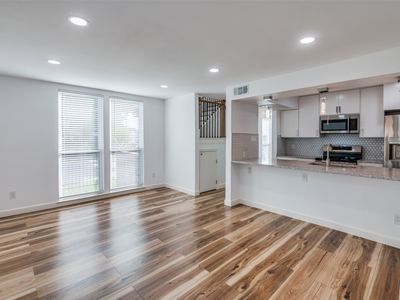 7155 Fair Oaks Ave APT 22