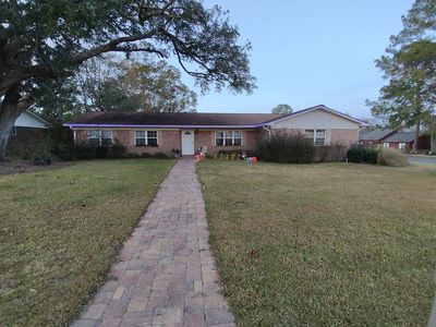 1602 Kecia Way