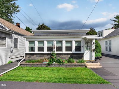 24 Masten Avenue