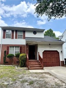 806 Henry St