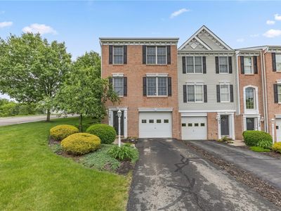 101 Castleview Dr