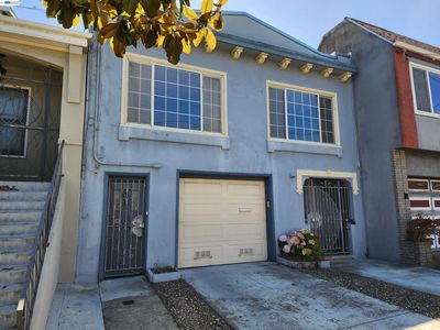 1470 25th Ave