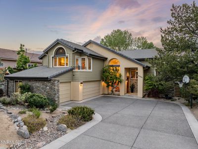 2385 Manzanita Ln