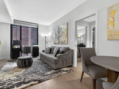 55 Lagrange St #409