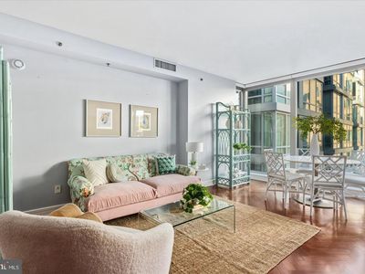 1155 23rd St NW APT 8H