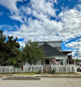 417 Green St