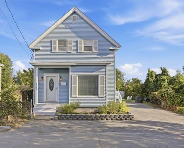 201 W Manchester St