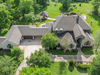 3407 Woodbine Dr